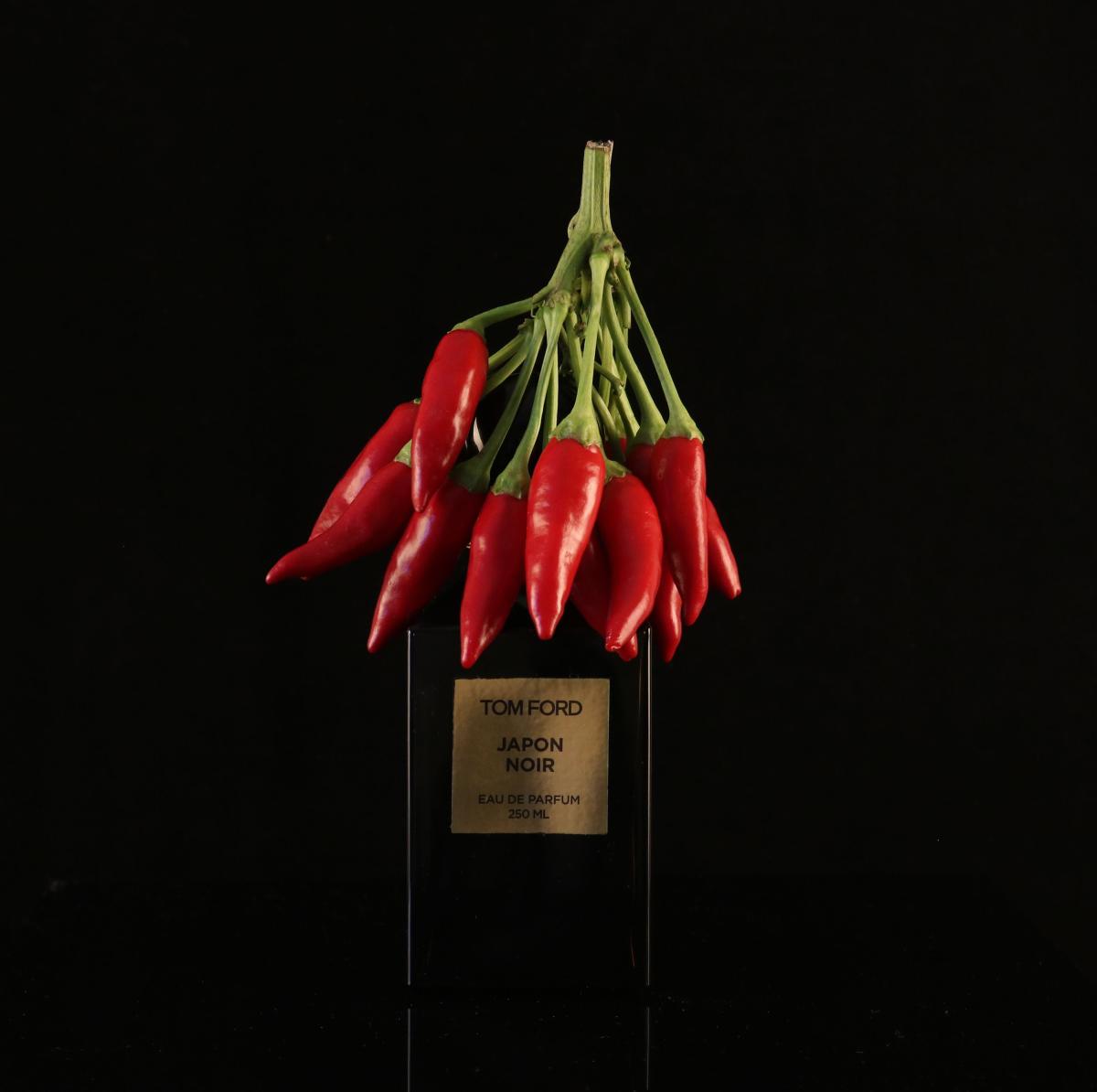 عطر ادکلن ژاپن نوآر تام فورد - Japon Noir Tom Ford - بررسی، قیمت و خرید