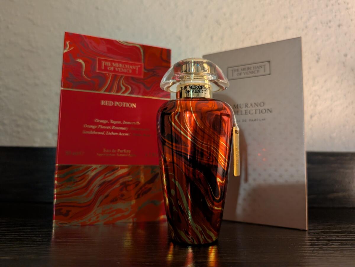 عطر ادکلن رد پوشن د مرچنت آو ونیس - Red Potion The Merchant of Venice - بررسی، قیمت و خرید