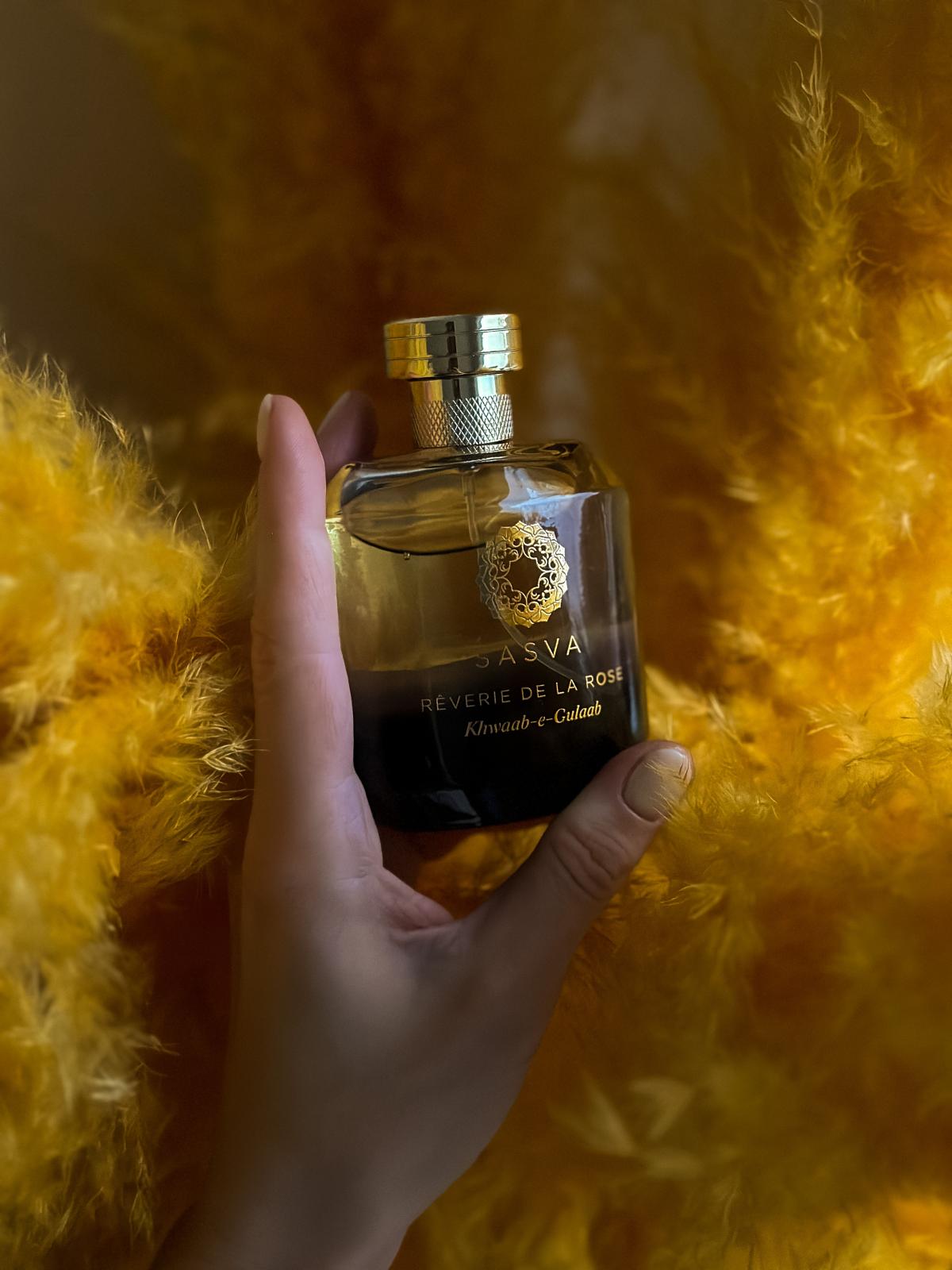 عطر ادکلن ریوری د لا رز خواب گلاب ساسوا - Reverie De La Rose Khwaab-e-Gulaab Sasva - بررسی، قیمت و خرید