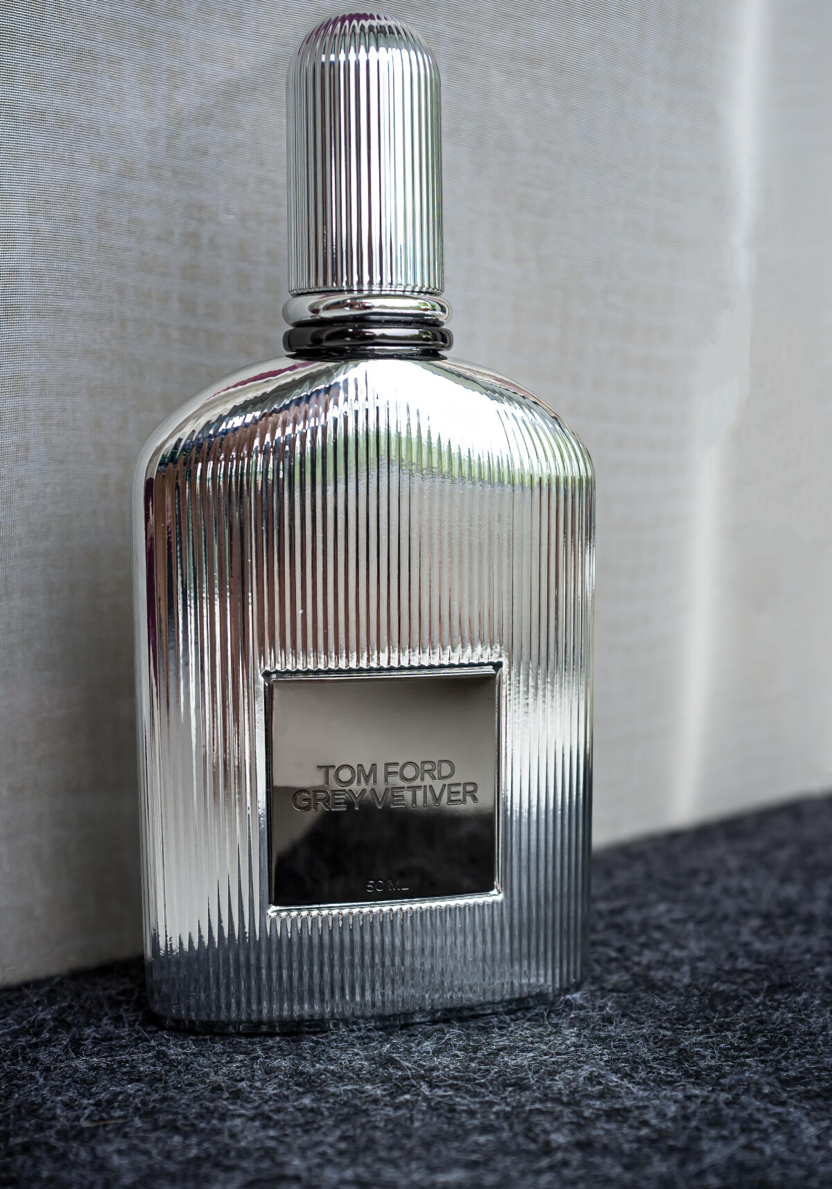 عطر ادکلن گری وتیور پارفوم تام فورد - Grey Vetiver Parfum Tom Ford - بررسی، قیمت و خرید