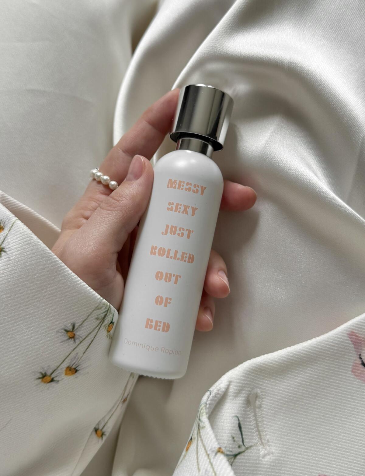 عطر ادکلن مسی سکسی جاست رولد آوت آو بد وات وی دو ایز سیکرت - Messy Sexy Just Rolled out of Bed What We Do Is Secret - بررسی، قیمت و خرید