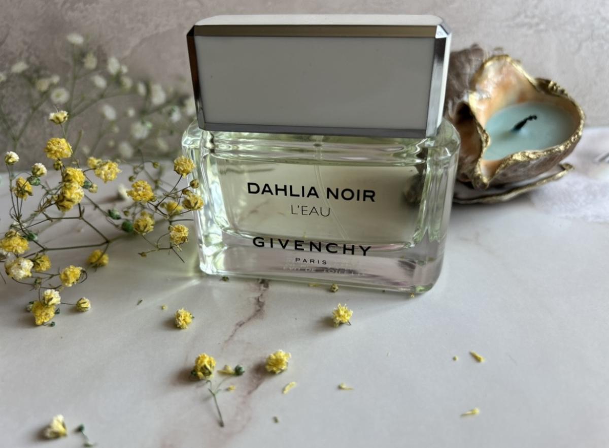 عطر ادکلن دالیا نوآر لو ژیوانشی - Dahlia Noir L’Eau Givenchy - بررسی، قیمت و خرید