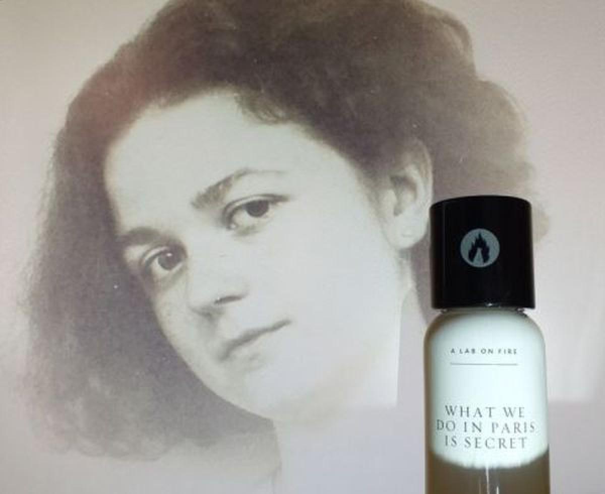 عطر ادکلن وات وی دو این پاریس ایز سیکرت وات وی دو ایز سیکرت - What We Do In Paris Is Secret What We Do Is Secret - بررسی، قیمت و خرید