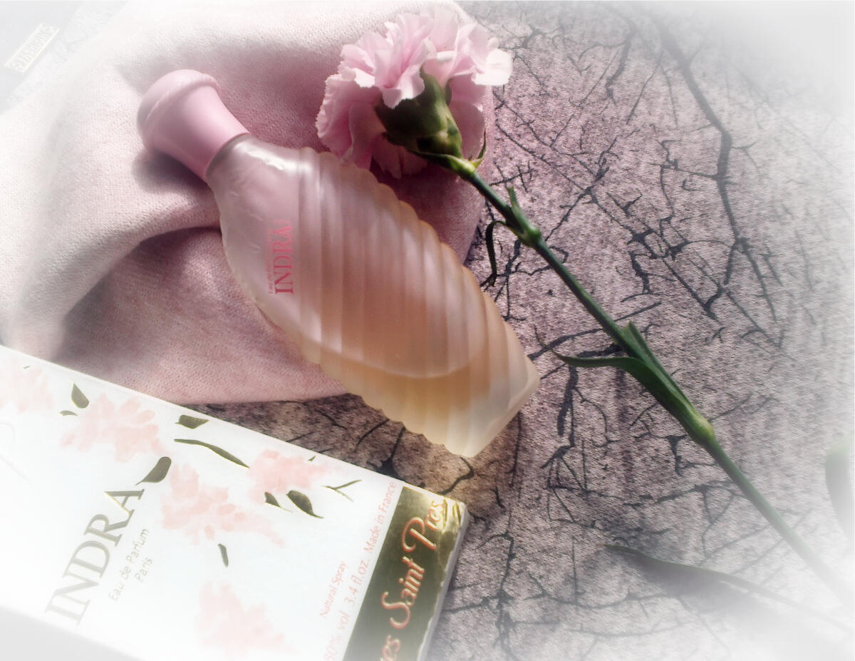 عطر ادکلن ایندرا اولریک د وارنس - Indra Ulric de Varens - بررسی، قیمت و خرید