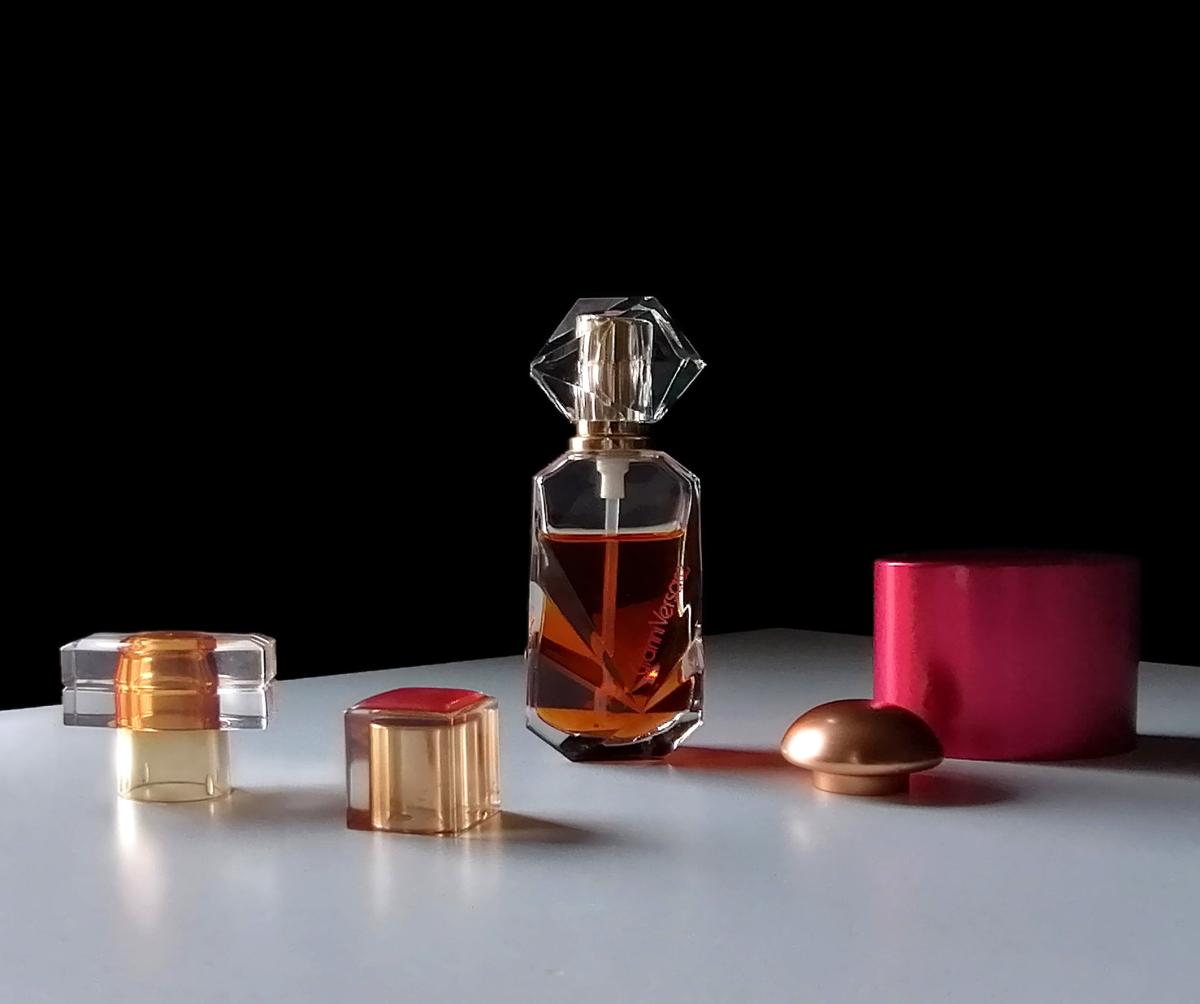عطر ادکلن جیانی ورساچه ورساچه - Gianni Versace Versace - بررسی، قیمت و خرید