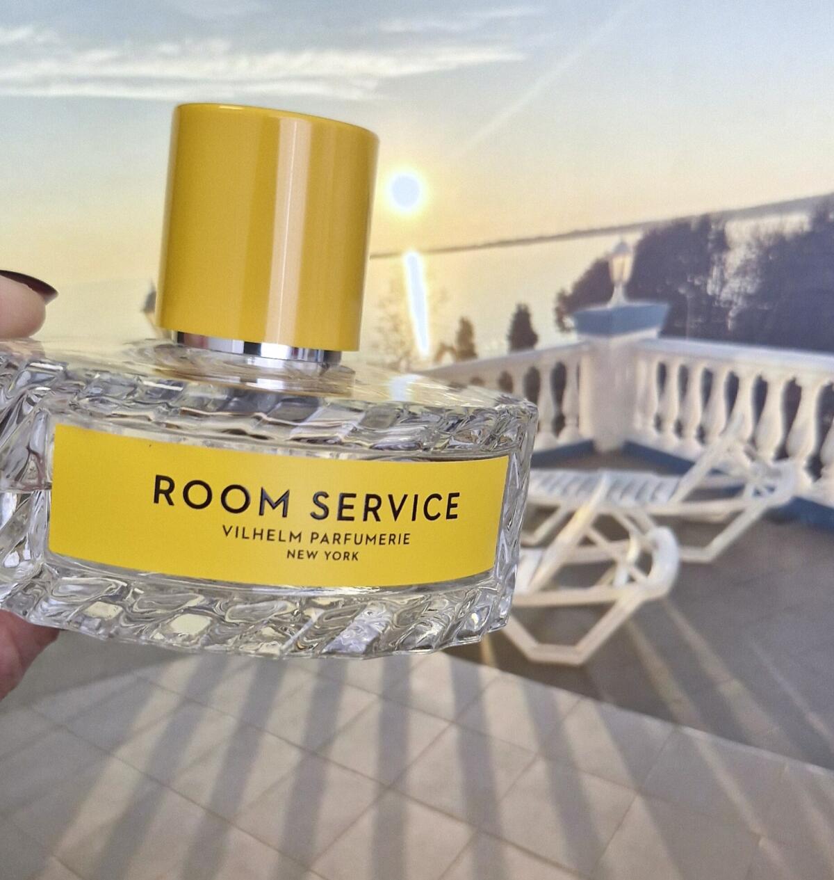 عطر ادکلن روم سرویس ویلهلم پرفیومری - Room Service Vilhelm Parfumerie - بررسی، قیمت و خرید