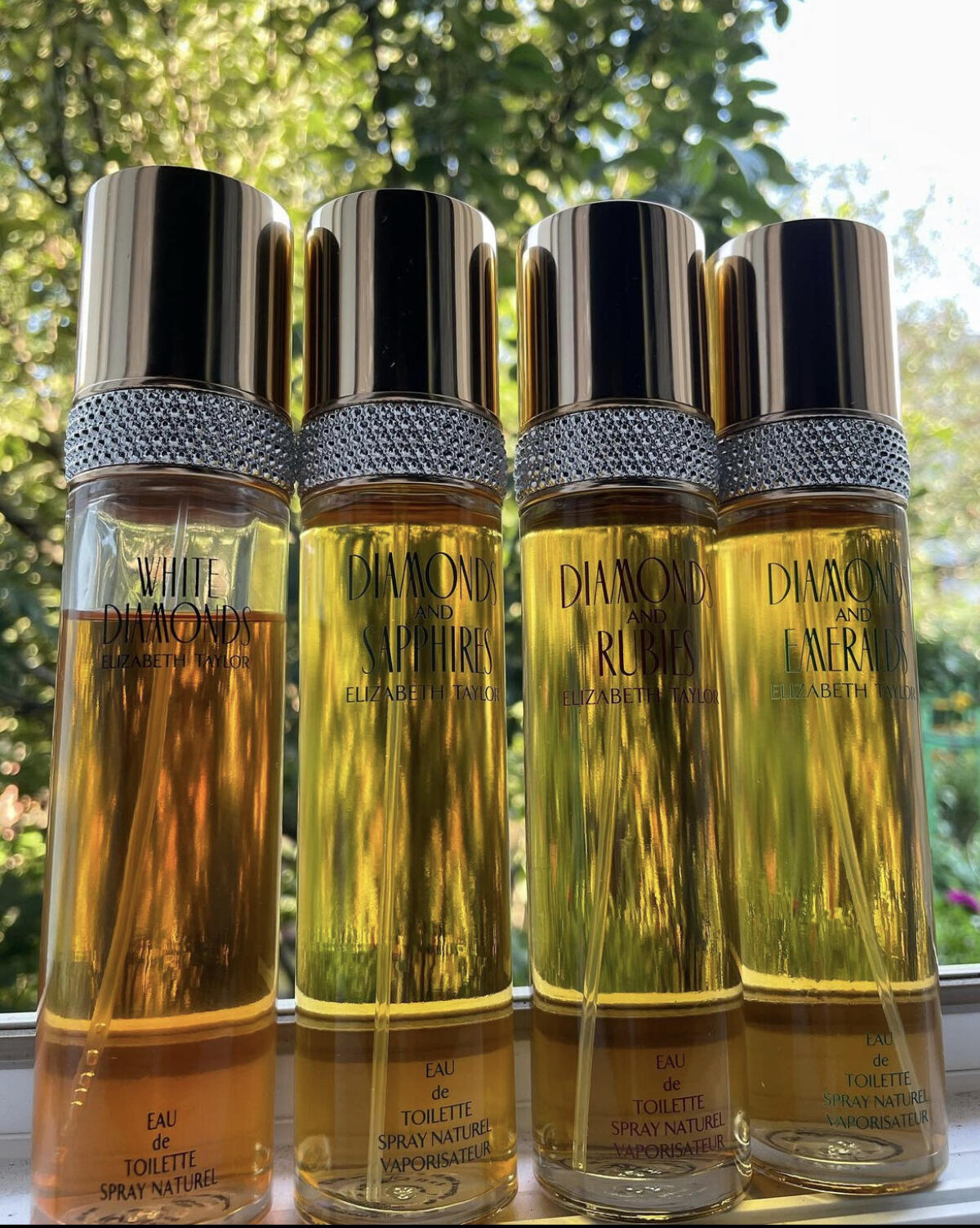 عطر ادکلن دایمندز اَند سَفایرز الیزابت تیلور - Diamonds and Sapphires Elizabeth Taylor - بررسی، قیمت و خرید