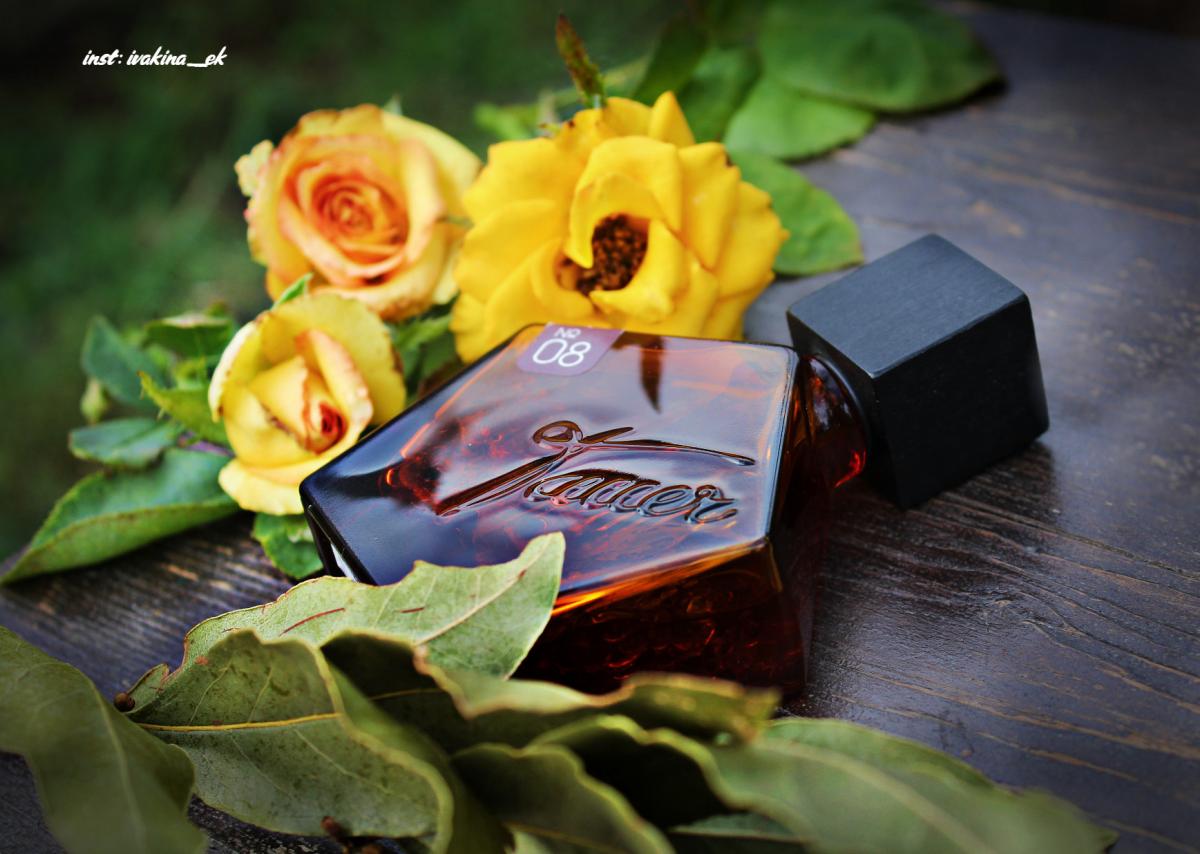عطر ادکلن اُنه رز شیپغی تاور پرفیومز - 08 Une Rose Chypree Tauer Perfumes - بررسی، قیمت و خرید