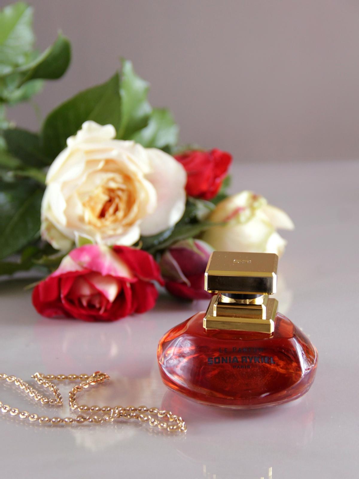 عطر ادکلن ل پارفوم سونیا ریکیل اکستره سونیا ریکیِل - Le Parfum Sonia Rykiel Extrait Sonia Rykiel - بررسی، قیمت و خرید