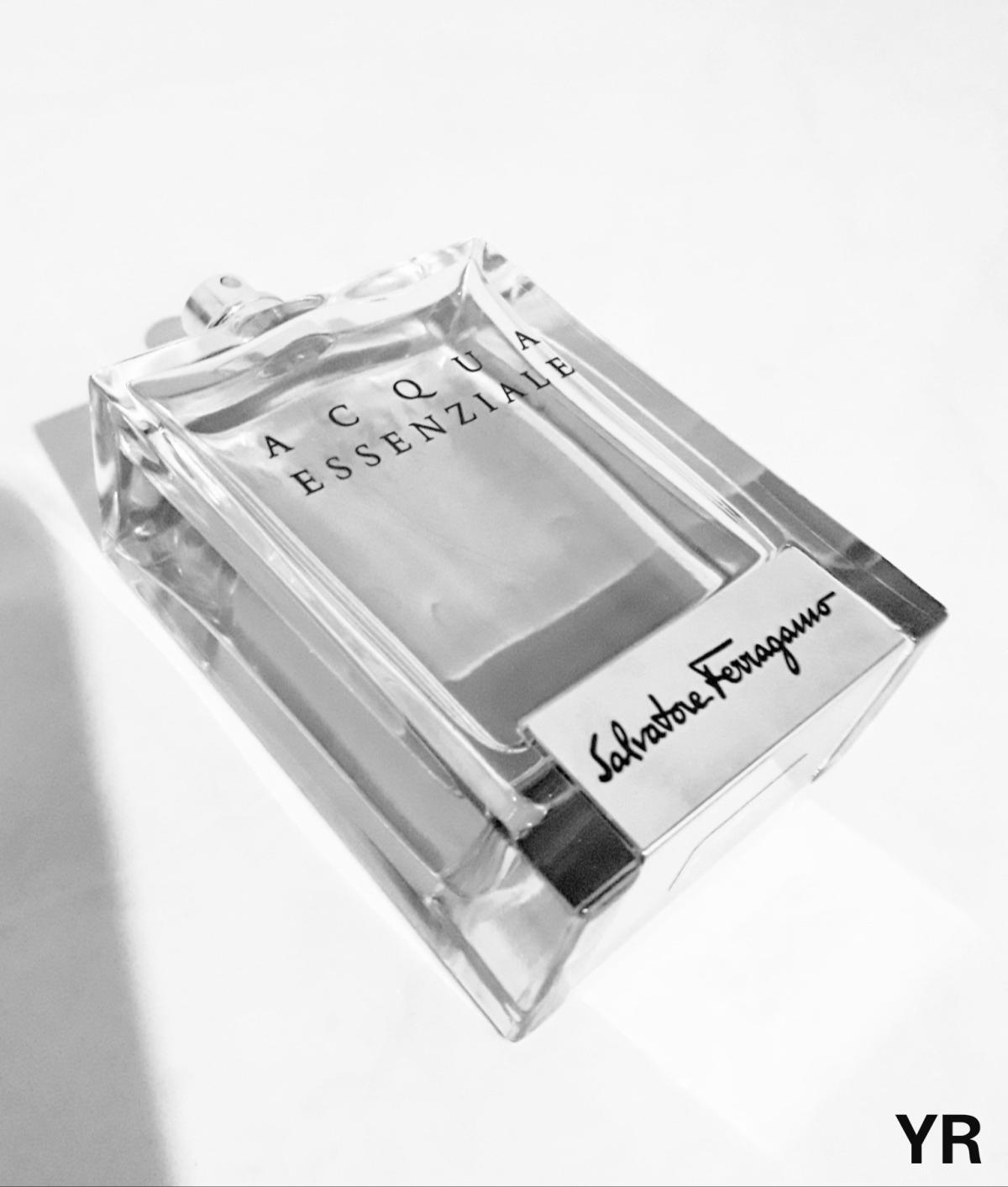 عطر ادکلن آکوا اسنزیاله سالواتوره فراگامو - Acqua Essenziale Salvatore Ferragamo - بررسی، قیمت و خرید