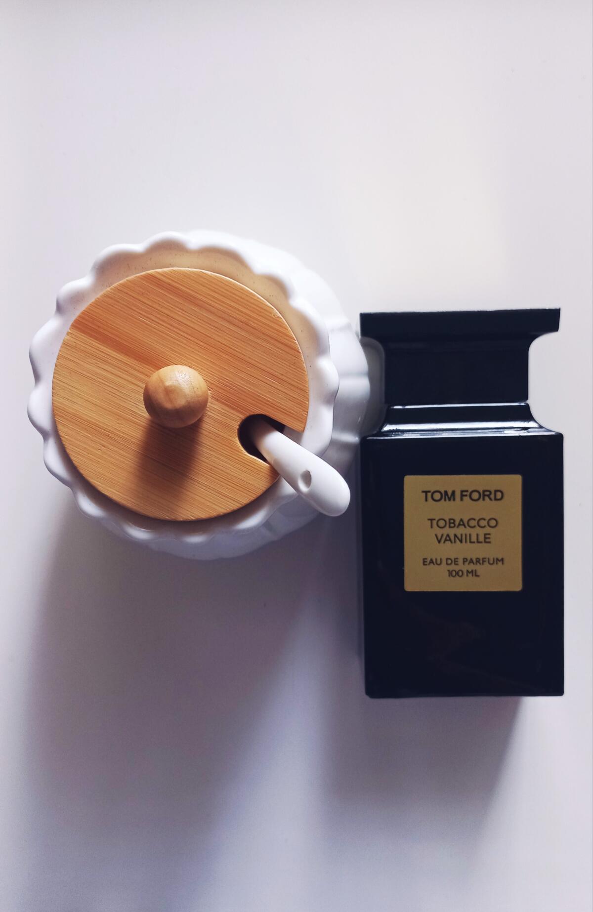 عطر ادکلن توباکو وانیل تام فورد - Tobacco Vanille Tom Ford - بررسی، قیمت و خرید