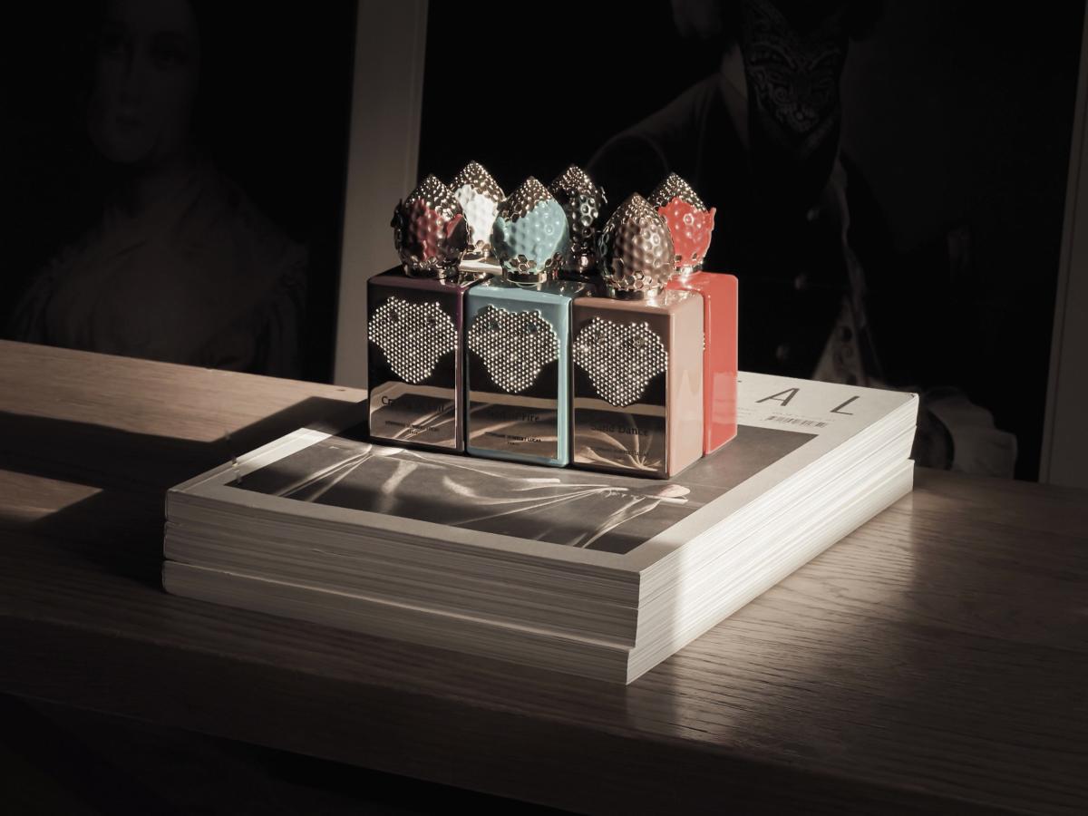 عطر ادکلن کرایینگ آف ایویل استفان هامبرت لوکاس هفتصد و هفتاد و هفت - Crying of Evil Stéphane Humbert Lucas 777 - بررسی، قیمت و خرید