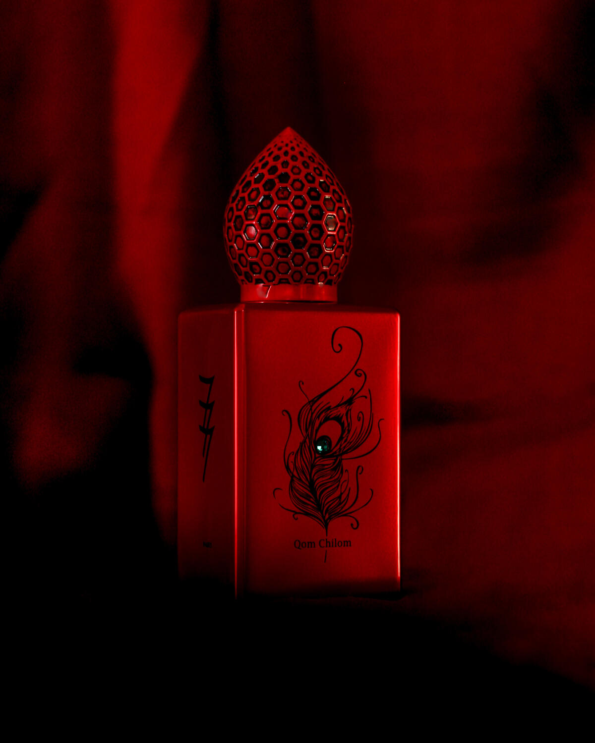 عطر ادکلن قم چیلوم استفان آمبر لوکاس هفتصد و هفتاد و هفت - Qom Chilom Stéphane Humbert Lucas 777 - بررسی، قیمت و خرید