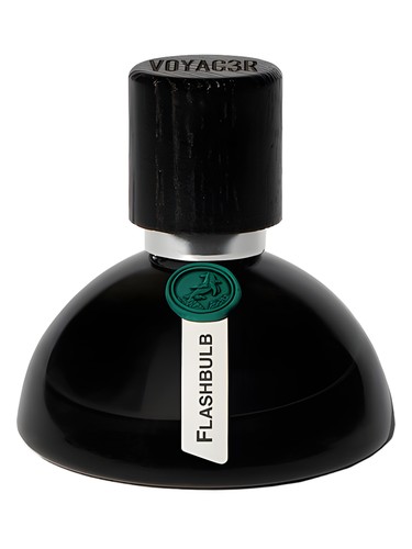عطر ادکلن فلشبالب وویجر - Flashbulb Voyager - بررسی، قیمت و خرید
