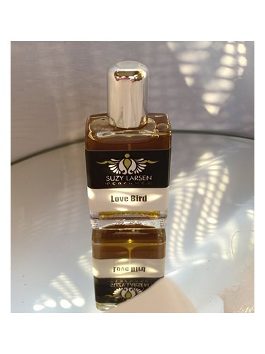 عطر ادکلن لاو برد سوزی لارسون پرفیومز - Love Bird Suzy Larsen Perfumes - بررسی، قیمت و خرید