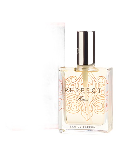 عطر ادکلن پرفکت کیس سارا هوروویتز پرفیومز - Perfect Kiss Sarah Horowitz Parfums - بررسی، قیمت و خرید