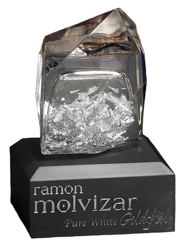 عطر ادکلن پیور وایت گلدسکین رامون مولویزَر - Pure White Goldskin Ramon Molvizar - بررسی، قیمت و خرید