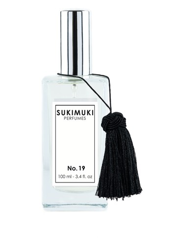 عطر ادکلن نوزده سوکیموکی - No. 19 Sukimuki - بررسی، قیمت و خرید