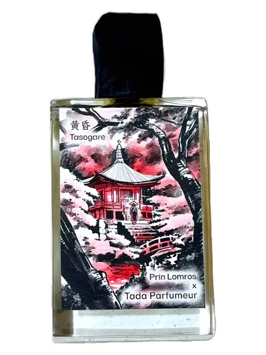 عطر ادکلن تاسوگاره تادا پرفیومر - Tasogare Tada Parfumeur - بررسی، قیمت و خرید