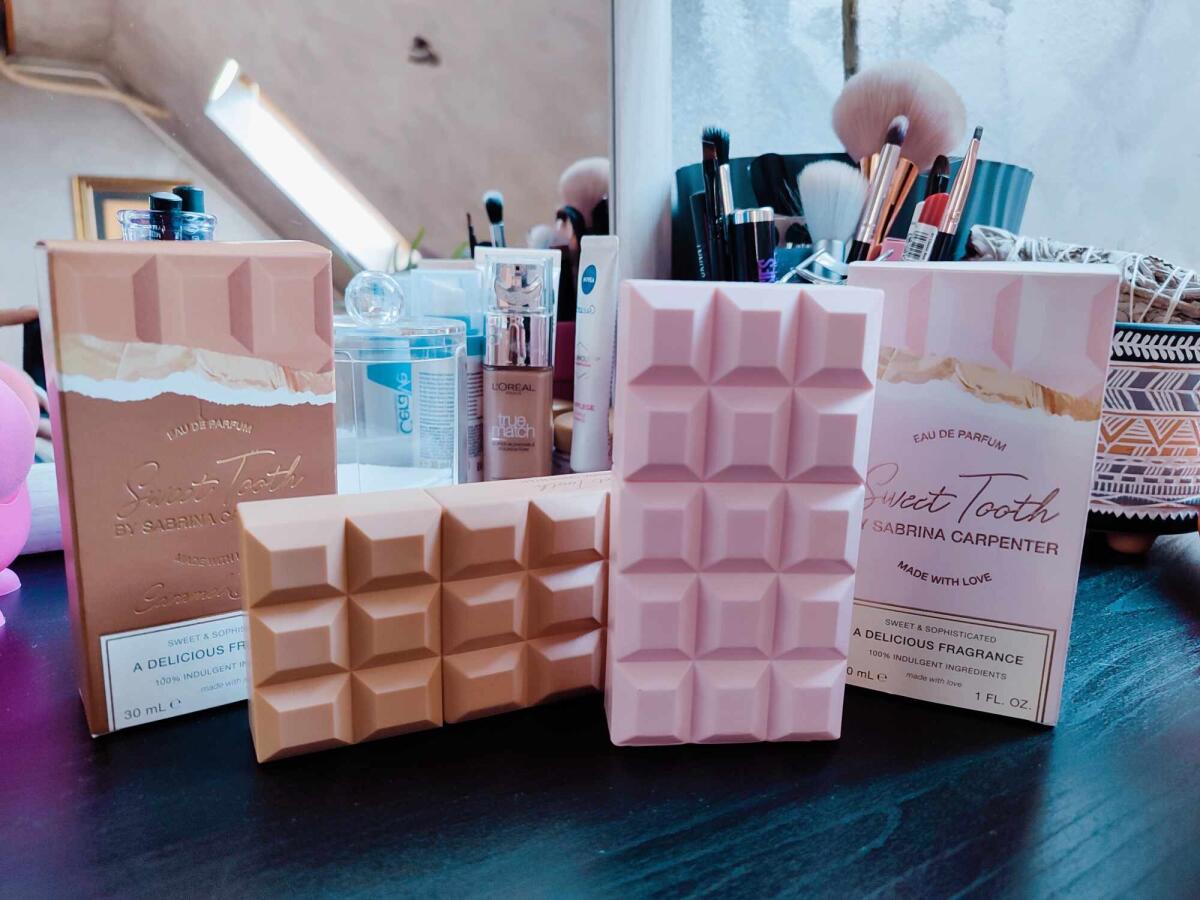 عطر ادکلن سویت توث کارامل دریم سابرینا کارپنتر - Sweet Tooth Caramel Dream Sabrina Carpenter - بررسی، قیمت و خرید