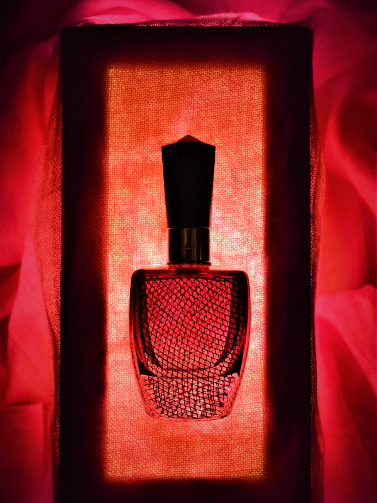 عطر ادکلن روحی تهبک راساسی - Roohy Tehbak Rasasi - بررسی، قیمت و خرید