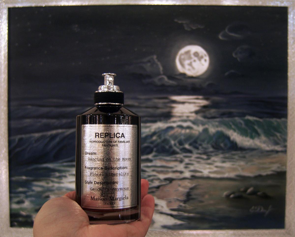 عطر ادکلن دنسینگ آن د مون مِیزون مارتین مارجِلا - Dancing On The Moon Maison Martin Margiela - بررسی، قیمت و خرید