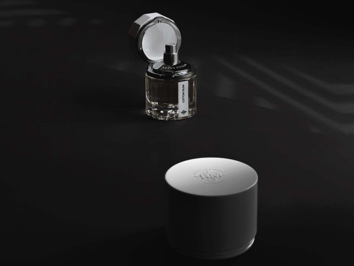 عطر ادکلن کاتن ماسک رامون مونگال - Cotton Musk Ramon Monegal - بررسی، قیمت و خرید