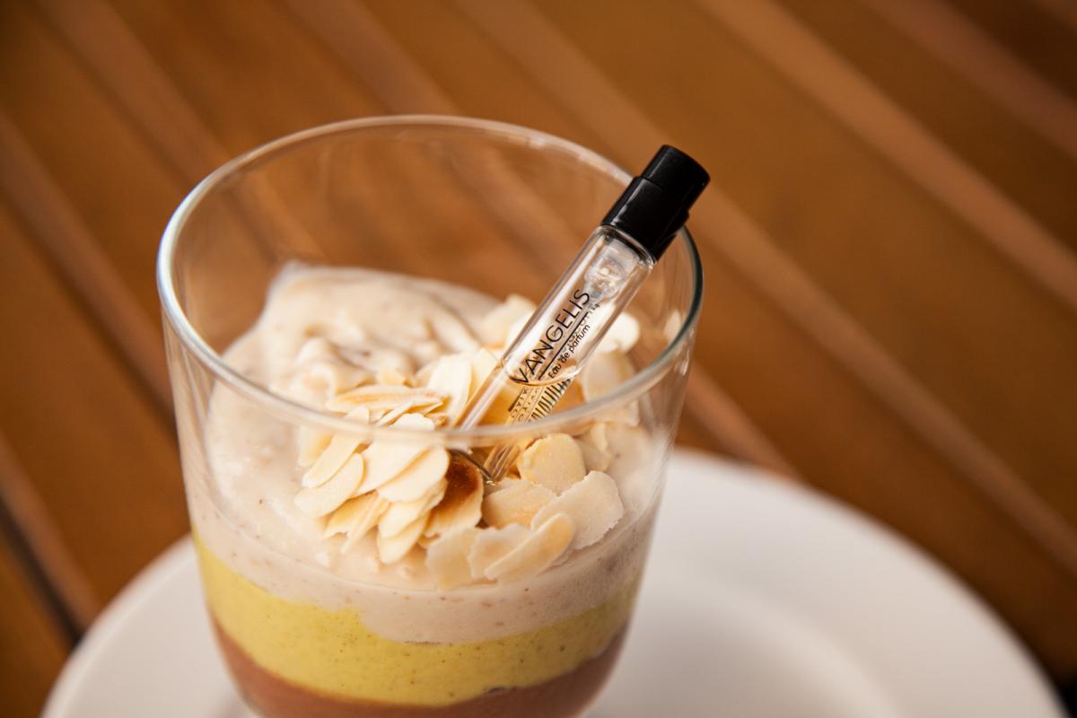 عطر ادکلن ونگلیس سیلواين دولاکور - Vangelis Sylvaine Delacourte - بررسی، قیمت و خرید