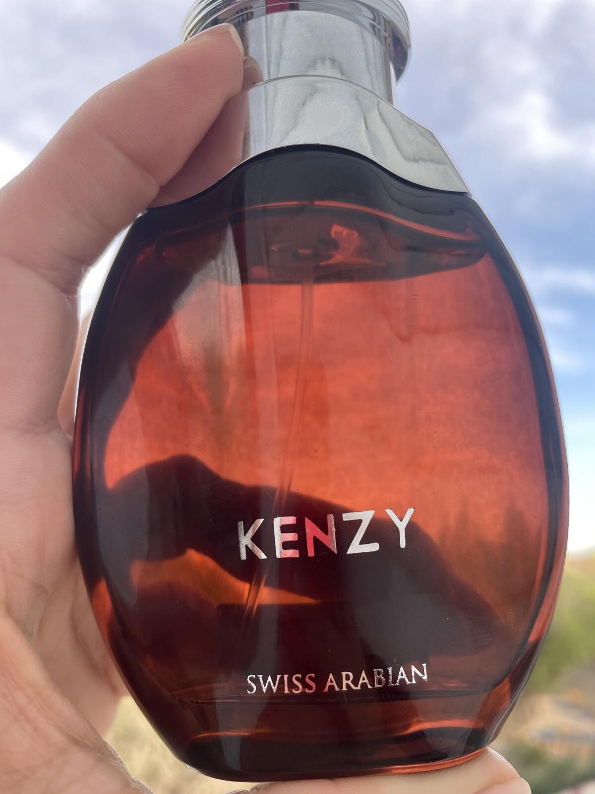 عطر ادکلن کنزی سوئیس عربین - Kenzy Swiss Arabian - بررسی، قیمت و خرید