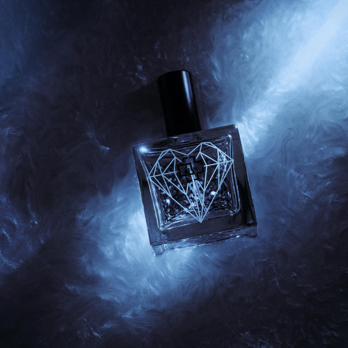 عطر ادکلن دایامانت رامشتاین - Diamant Rammstein - بررسی، قیمت و خرید