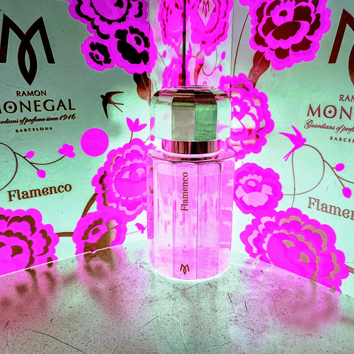 عطر ادکلن فلامنکو رایمون مونه‌گال - Flamenco Ramon Monegal - بررسی، قیمت و خرید