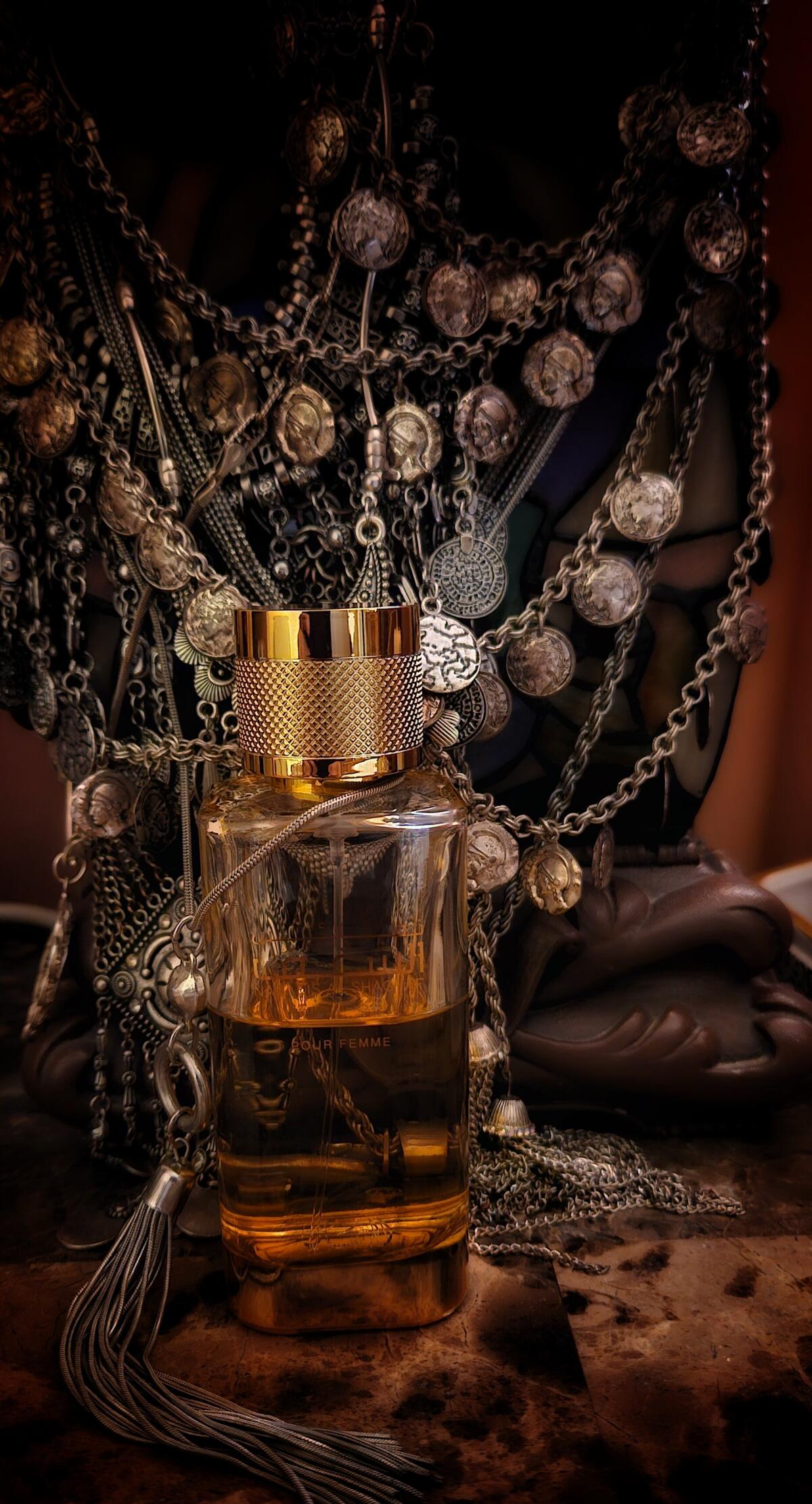 عطر ادکلن شغف پور فم رساسی - Shaghaf Pour Femme Rasasi - بررسی، قیمت و خرید