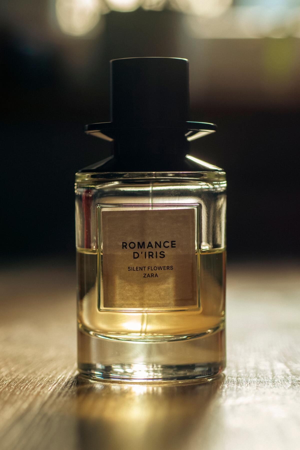عطر ادکلن رومنس دی ایریس زارا - Romance d'Iris Zara - بررسی، قیمت و خرید
