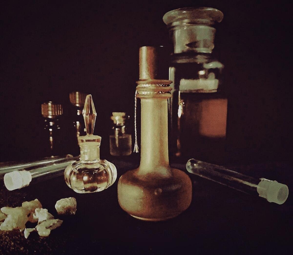 عطر ادکلن آلکیمی روچاس - Alchimie Rochas - بررسی، قیمت و خرید