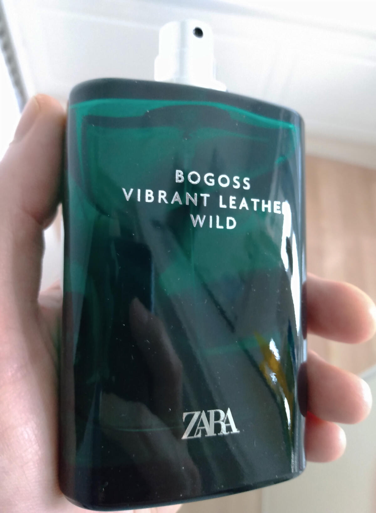 عطر ادکلن وایبرنت لدر بوگوس وایلد زارا - Vibrant Leather Bogoss Wild Zara - بررسی، قیمت و خرید