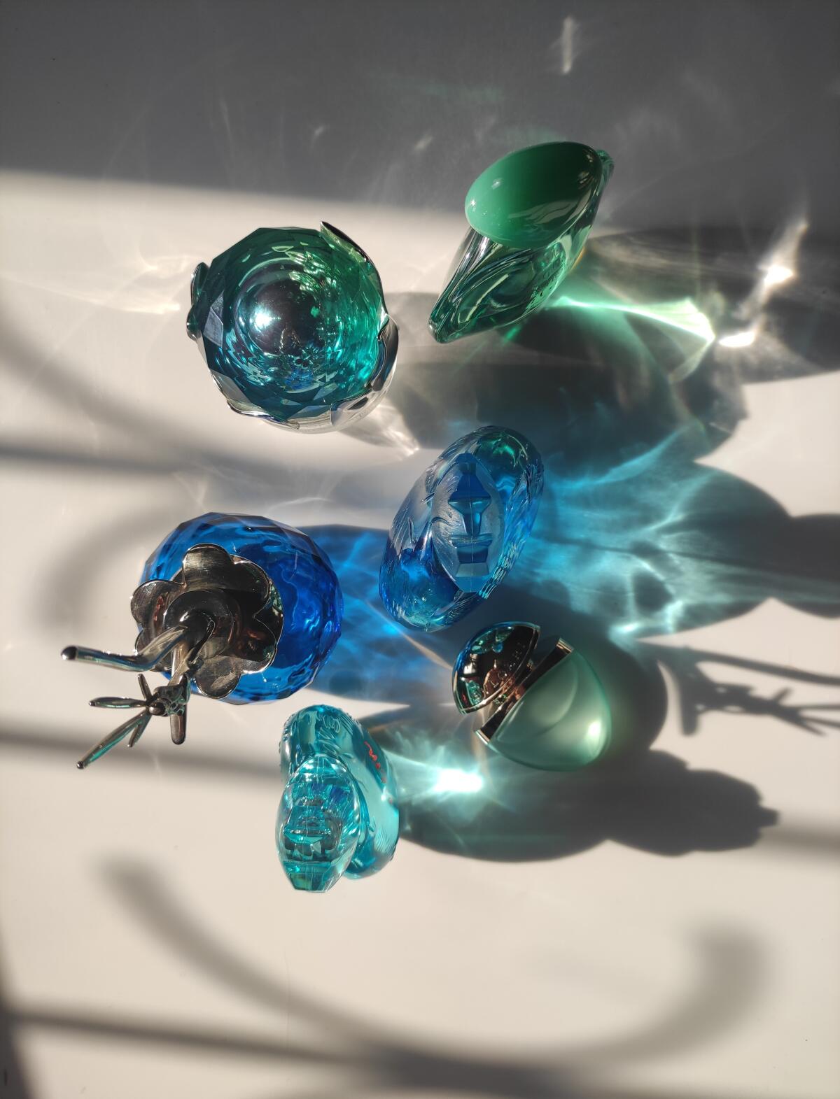 عطر ادکلن سی رم رِمینی‌سِنس - Sea Rem Reminiscence - بررسی، قیمت و خرید