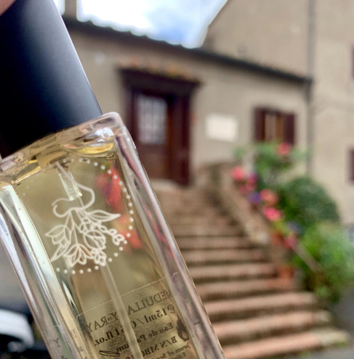 عطر ادکلن مدولاری-ری جوروم استودیو - Medullary-ray Jorum Studio - بررسی، قیمت و خرید