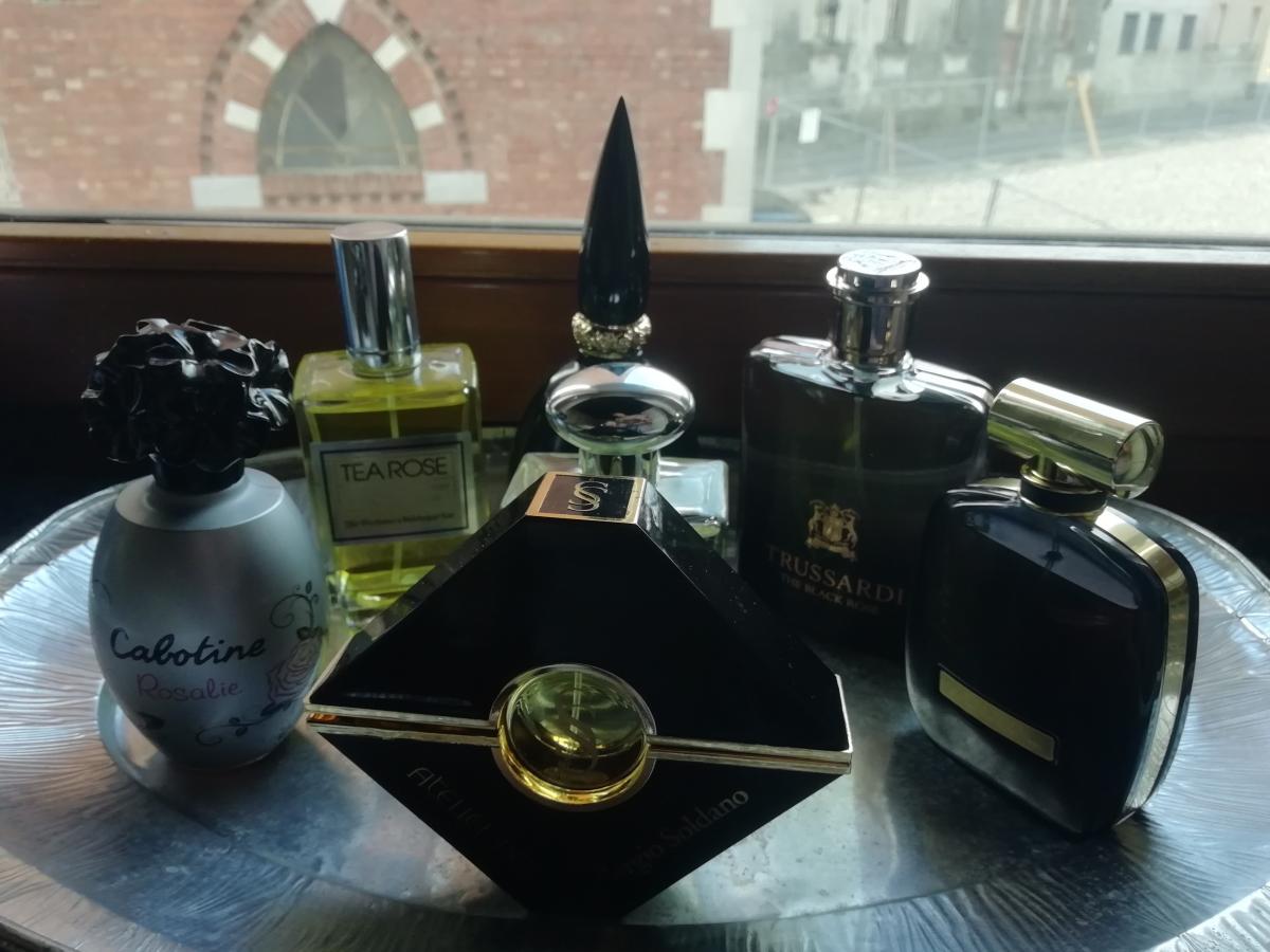عطر ادکلن اتلیه نویر سرجیو سلدانو - Atelier Noir Sergio Soldano - بررسی، قیمت و خرید