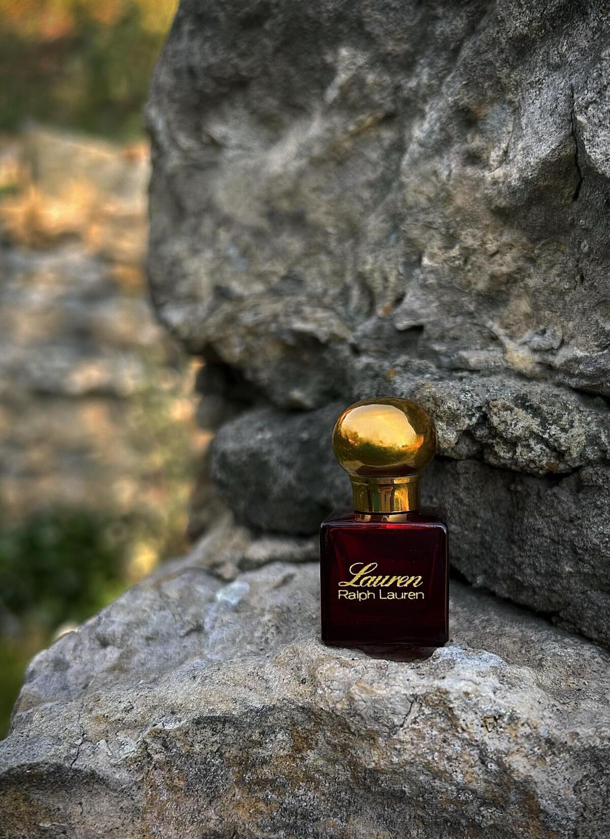 عطر ادکلن لورِن رالف لورن - Lauren Ralph Lauren - بررسی، قیمت و خرید