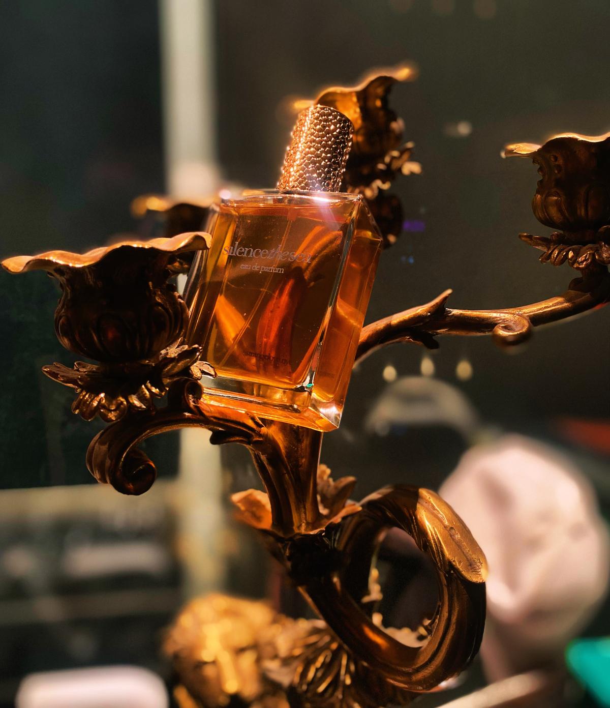 عطر ادکلن سایِلِنس دِ سی استرینج لاو نیویورک - Silence The Sea Strangelove NYC - بررسی، قیمت و خرید