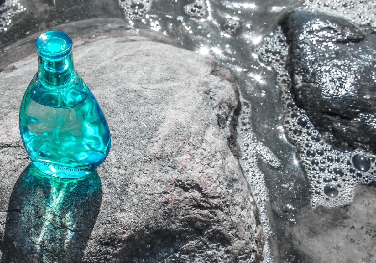 عطر ادکلن بلو وژتال ایوروشه - Bleu Végétal Yves Rocher - بررسی، قیمت و خرید