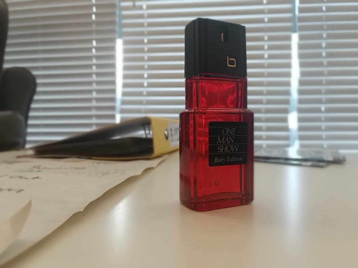 عطر ادکلن :وان من شو روبی ادیشن ژاک بوگارت - One Man Show Ruby Edition Jacques Bogart - بررسی، قیمت و خرید