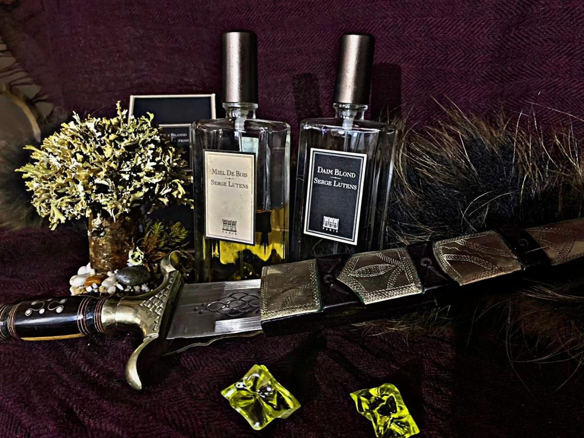 عطر ادکلن دایم بلوند سرژ لوتنز - Daim Blond Serge Lutens - بررسی، قیمت و خرید