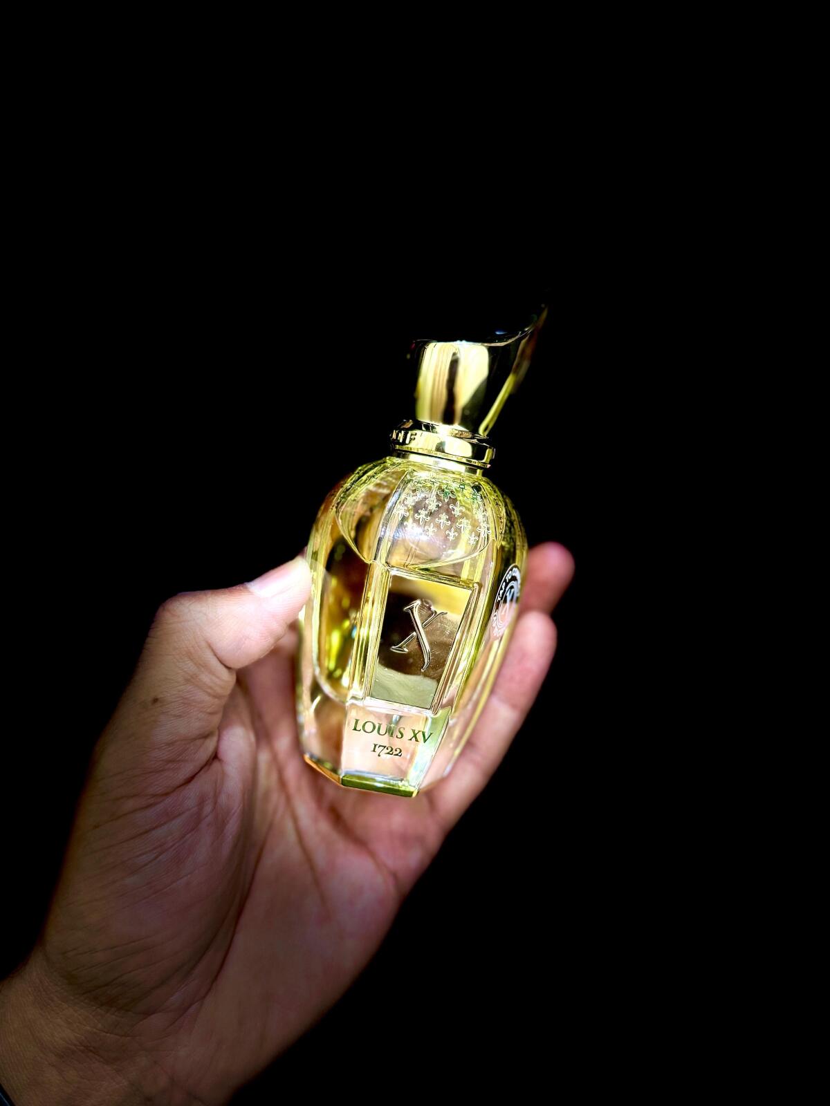 عطر ادکلن لویی پونزدهم هفده بیست و دو زرژوف - Louis XV 1722 Xerjoff - بررسی، قیمت و خرید