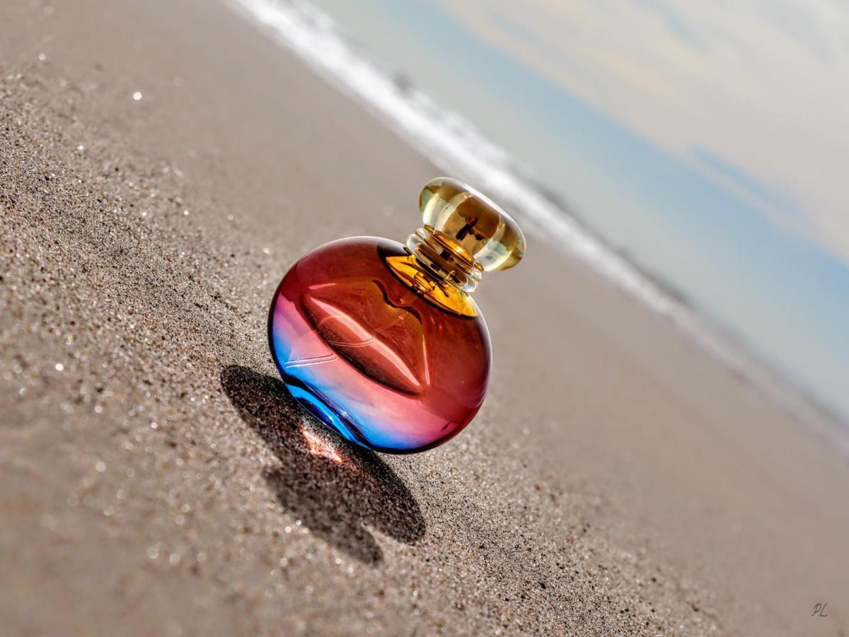 عطر ادکلن سان‌رایز این کاداکس سالوادور دالی - Sunrise in Cadaquès Salvador Dali - بررسی، قیمت و خرید