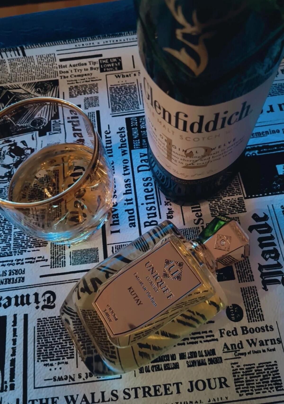 عطر ادکلن کوتای یونیک لاکچری - Kutay Unique'e Luxury - بررسی، قیمت و خرید