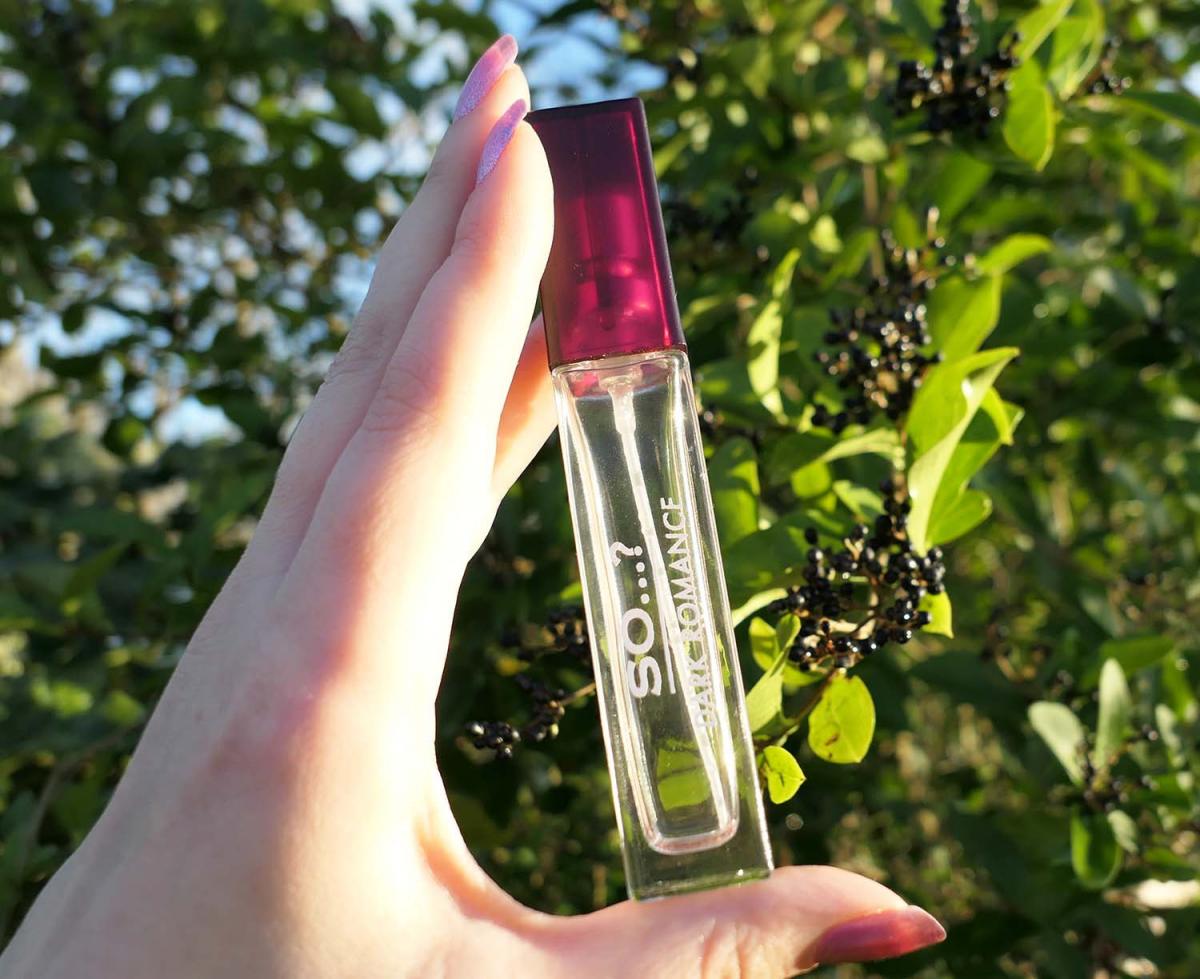 عطر ادکلن سو دارک رومنس سو؟ - So...? Dark Romance So...? - بررسی، قیمت و خرید