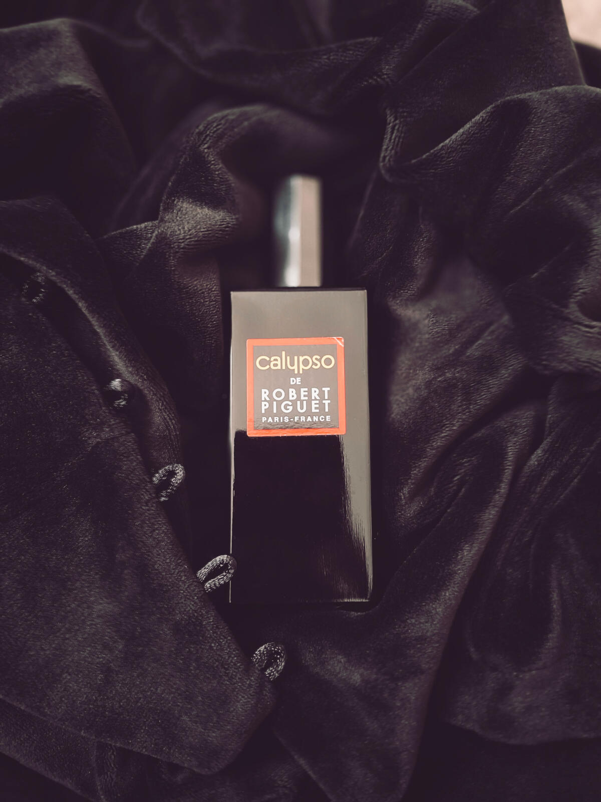 عطر ادکلن کالیپسو رابرت پیگه - Calypso Robert Piguet - بررسی، قیمت و خرید