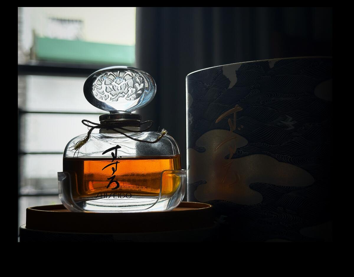 عطر ادکلن سوزورو شیسیدو - Suzuro Shiseido - بررسی، قیمت و خرید