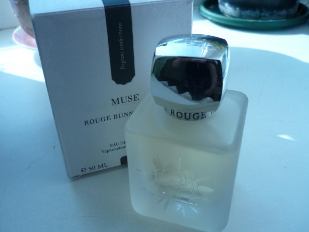 عطر ادکلن میوز روژ بانی روژ - Muse Rouge Bunny Rouge - بررسی، قیمت و خرید